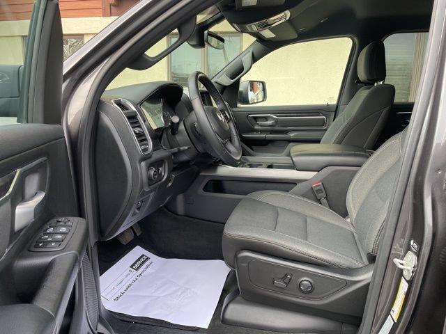 Used 2024 RAM 1500 Big Horn AWD/4WD image 20