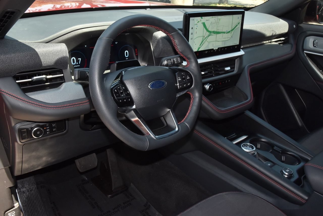 Certified 2025 Ford Explorer ST-Line RWD image 33