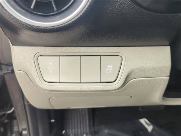 Used 2023 Kia Forte LXS FWD image 13