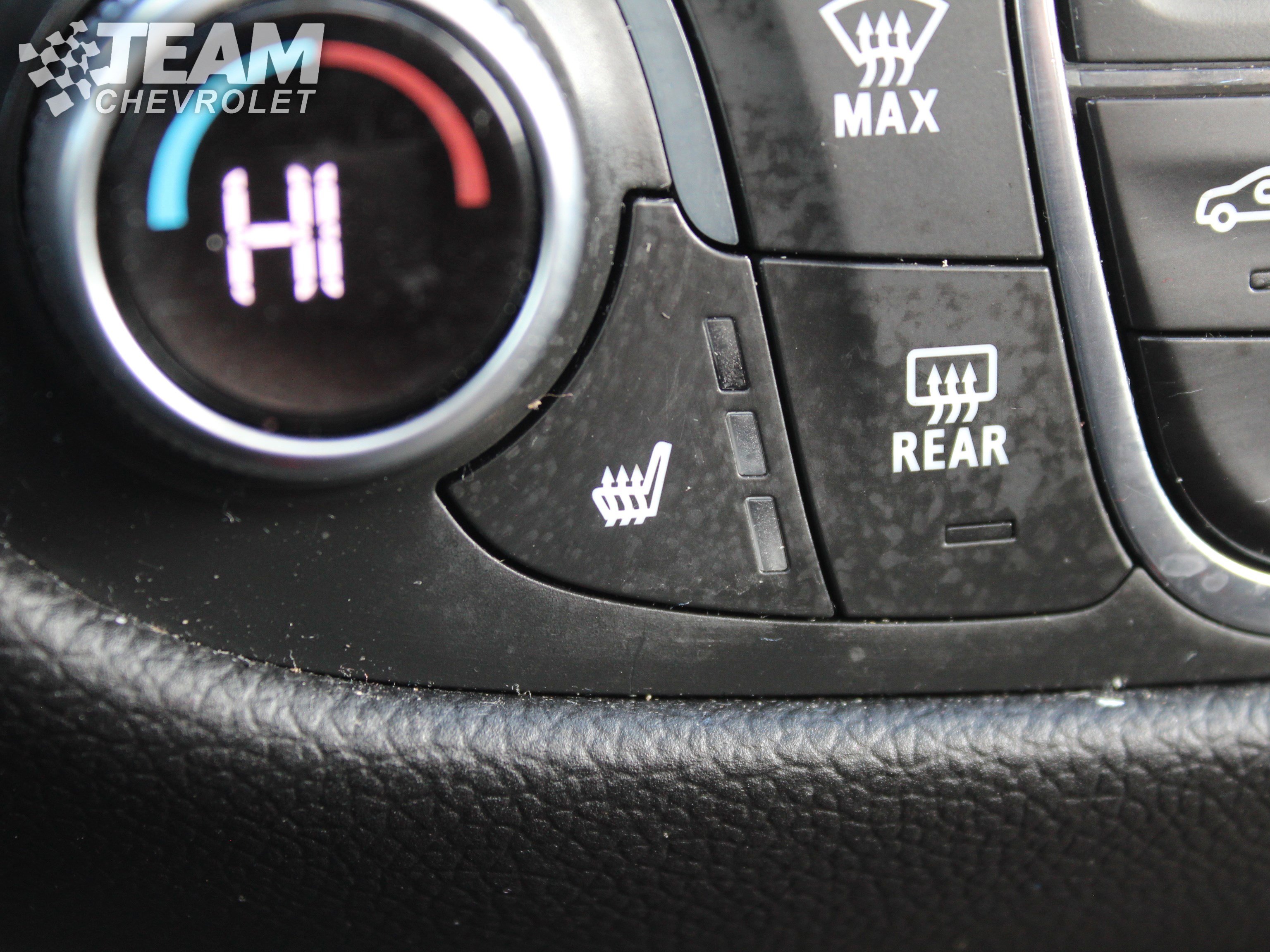 Used 2022 Chevrolet Equinox RS w/ LPO, Cargo Package image 18