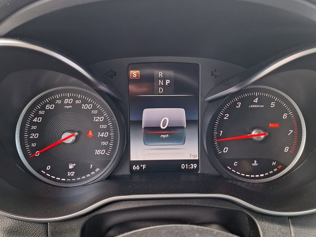 Used 2019 Mercedes-Benz GLC 300 4MATIC w/ Premium Package image 17