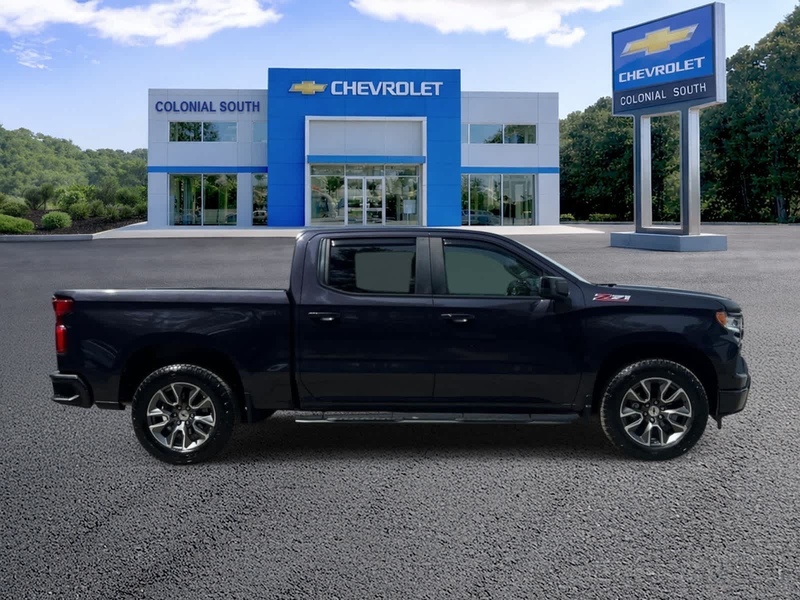 Certified 2023 Chevrolet Silverado 1500 RST w/ Z71 Off-Road Package AWD/4WD image 7