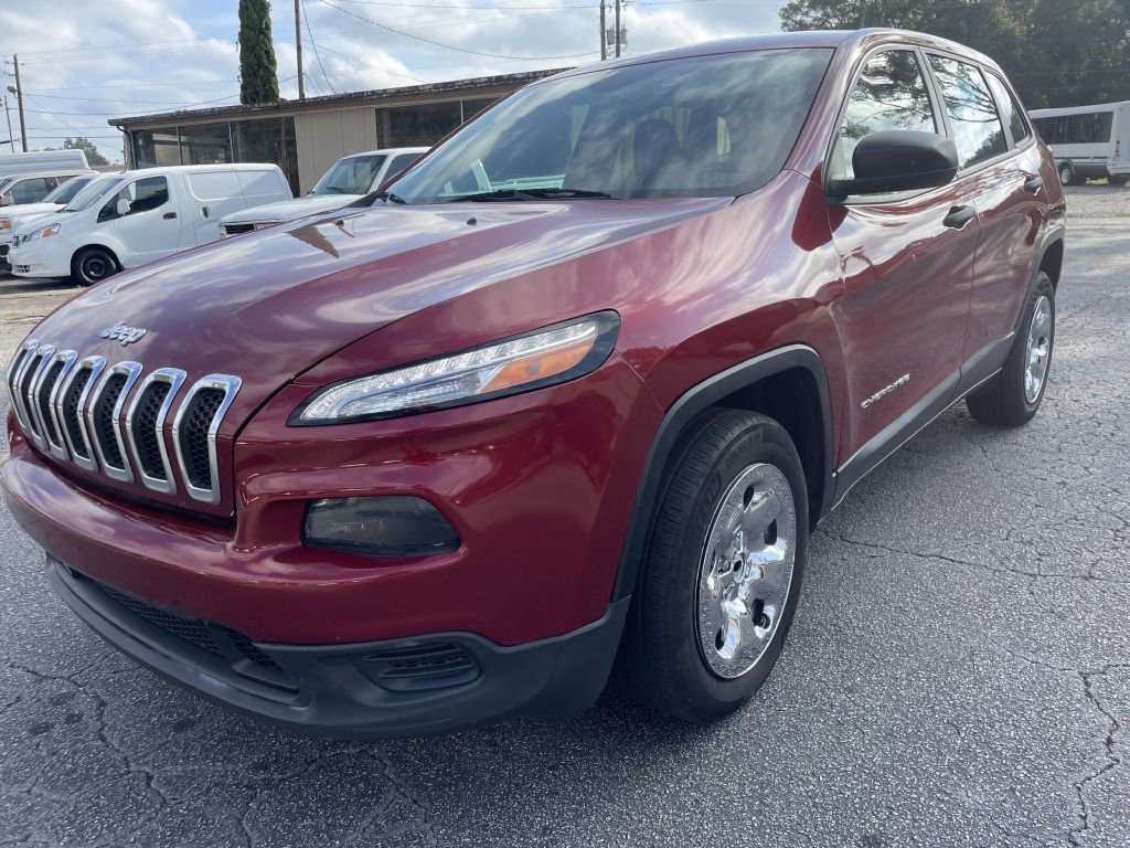Used 2017 Jeep Cherokee Sport image 1