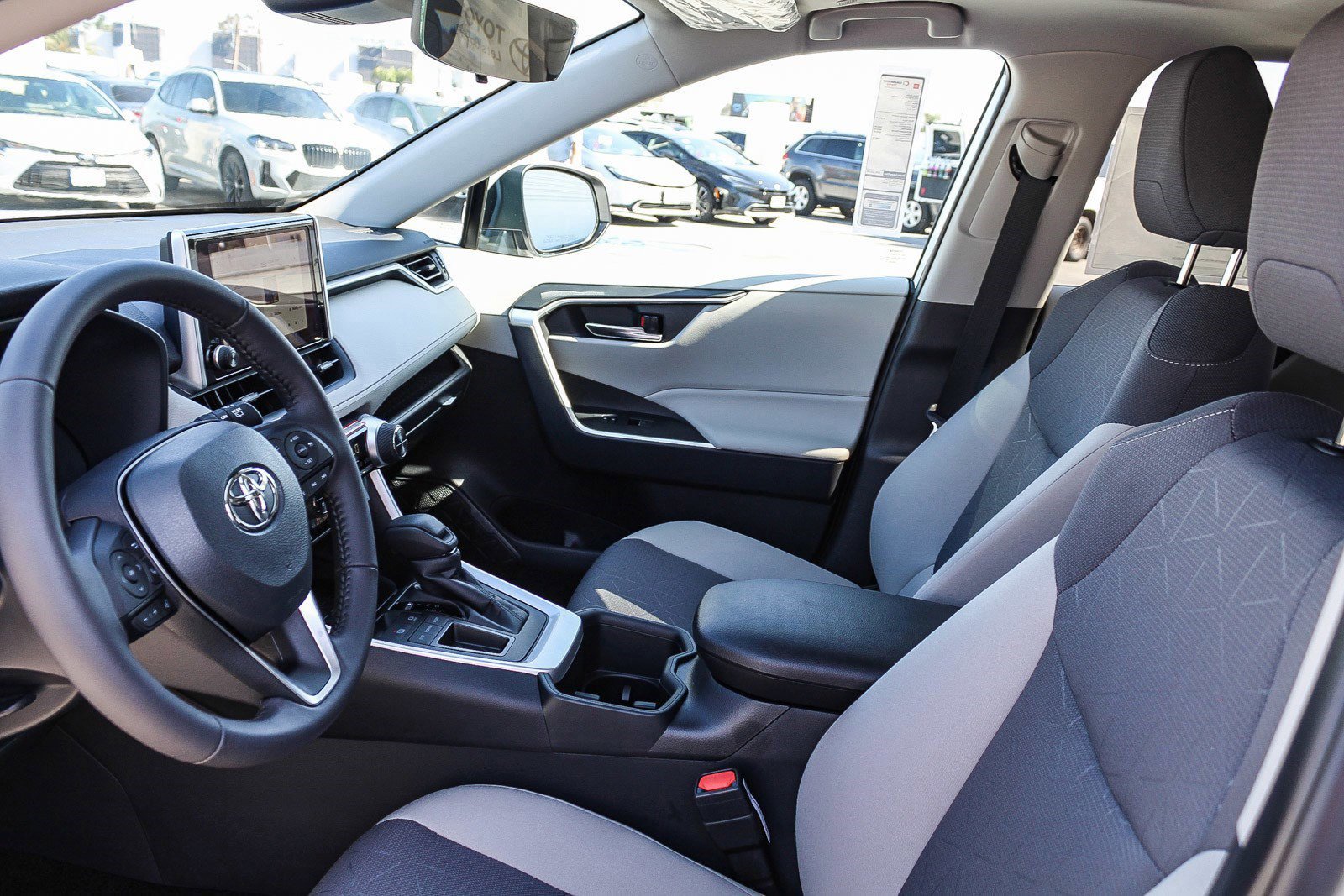 New 2025 Toyota RAV4 XLE image 19