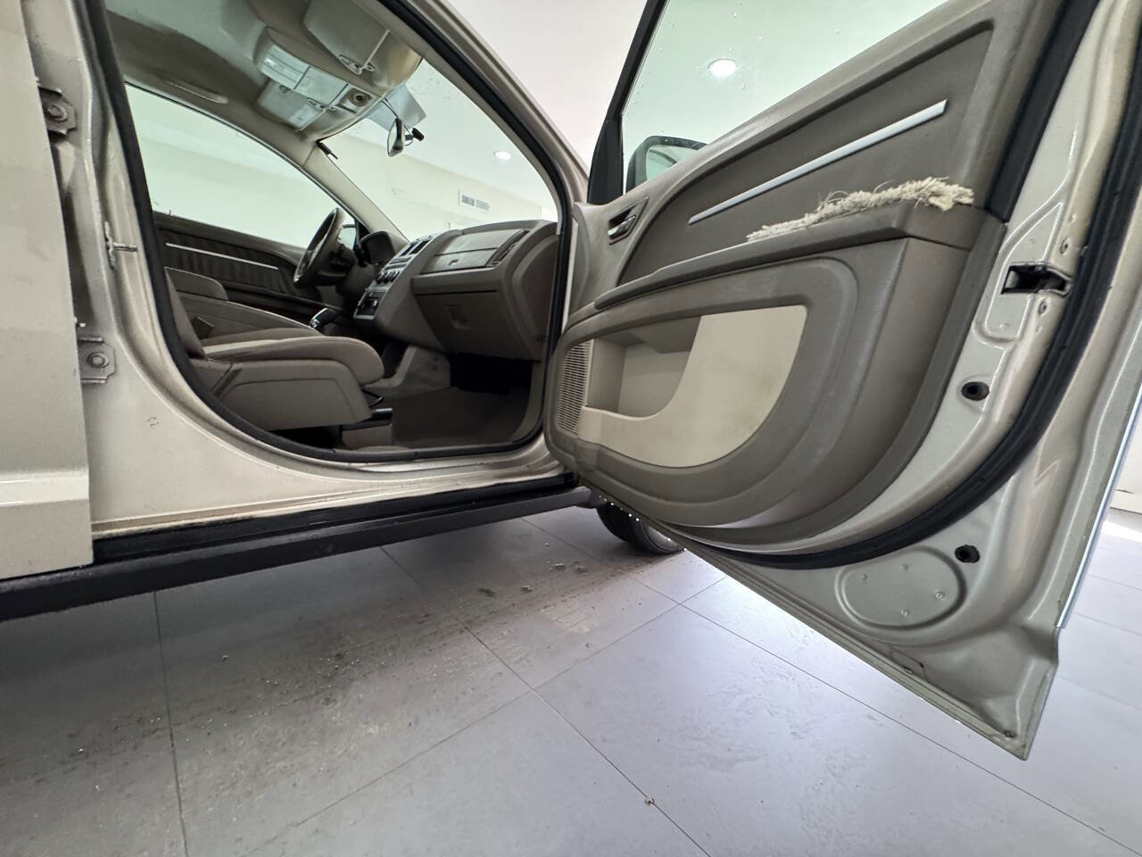 Used 2009 Dodge Journey SXT w/ Convenience Group I AWD/4WD image 30