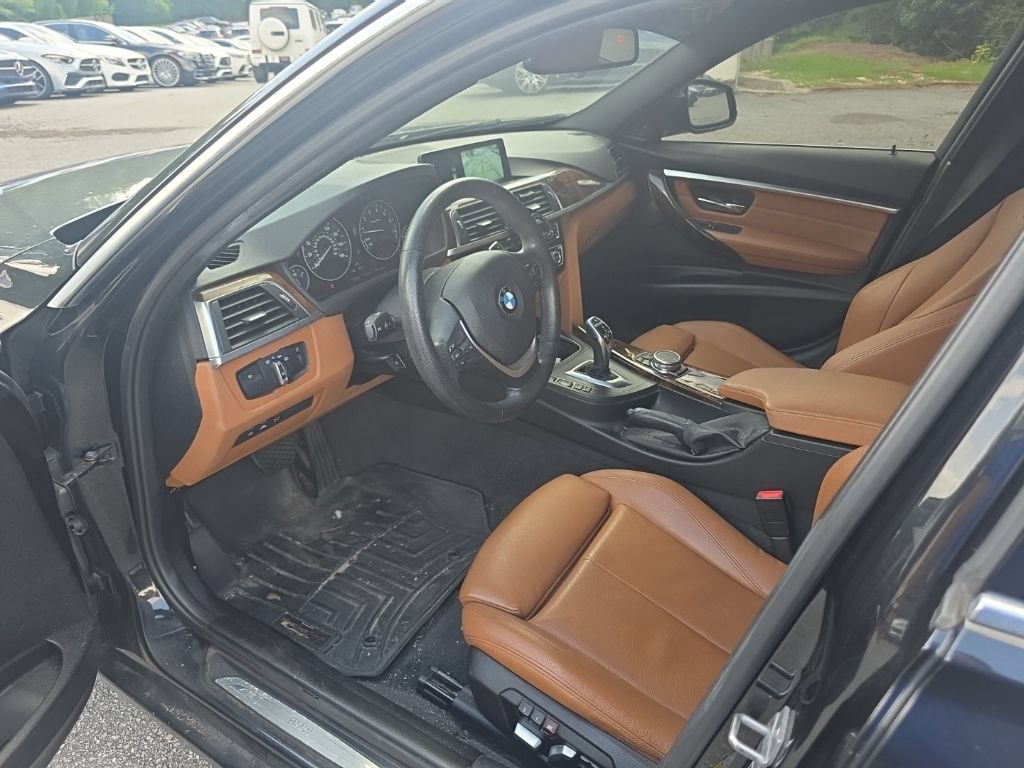 Used 2016 BMW 340i xDrive Sedan AWD/4WD image 10