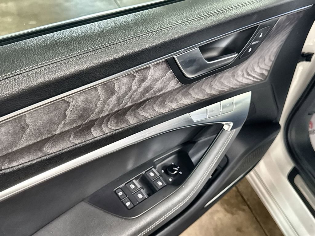 Used 2024 Audi A6 Premium Plus image 14