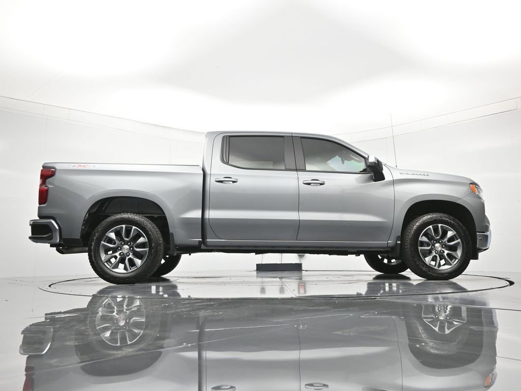 Certified 2026 Chevrolet Silverado 1500 LT w/ Convenience Package II AWD/4WD image 39