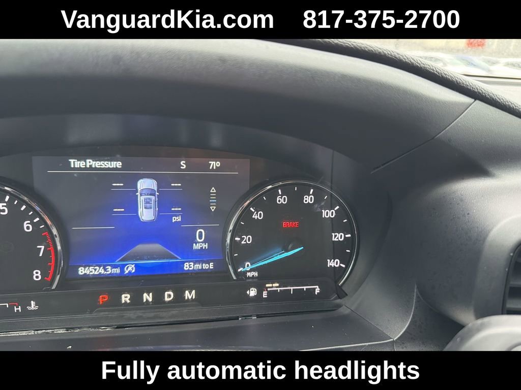 Used 2020 Ford Explorer XLT image 11