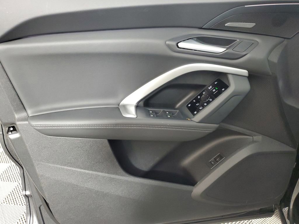 New 2026 Audi Q5 Premium Plus image 10