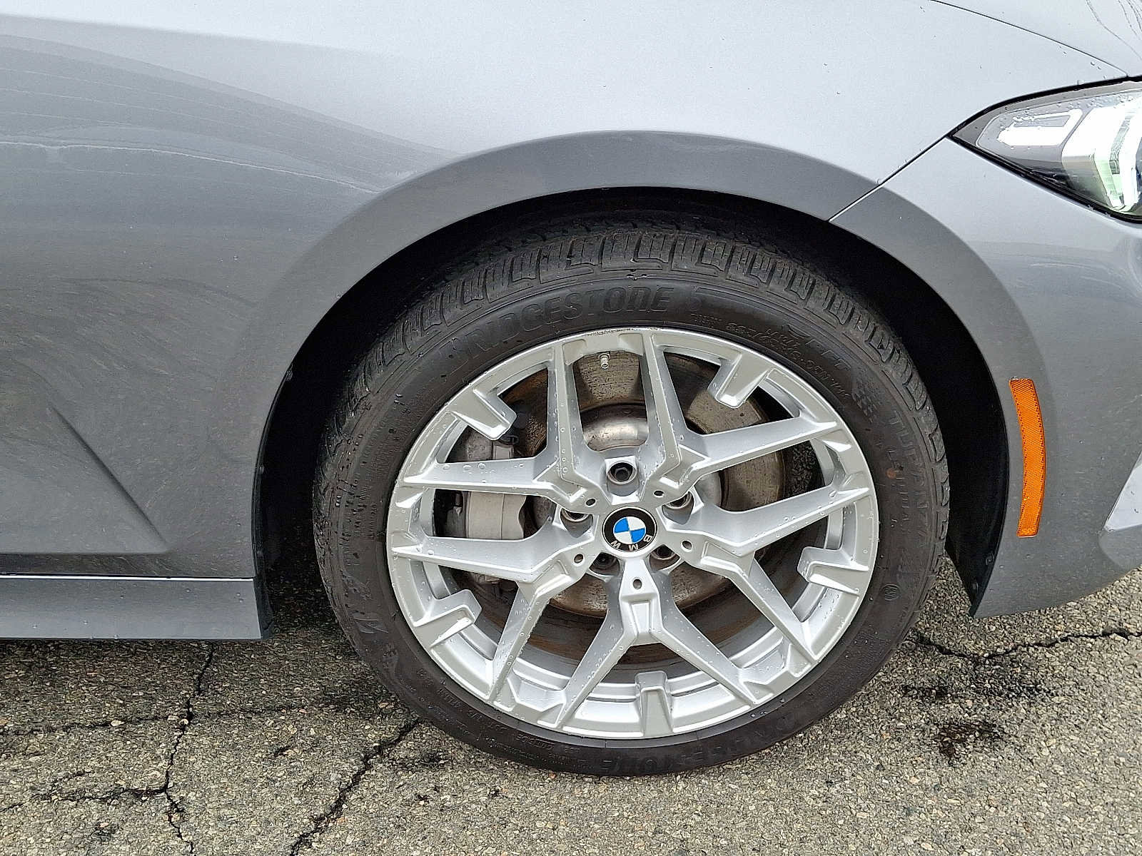 Used 2025 BMW 330i xDrive Sedan w/ Premium Package image 9