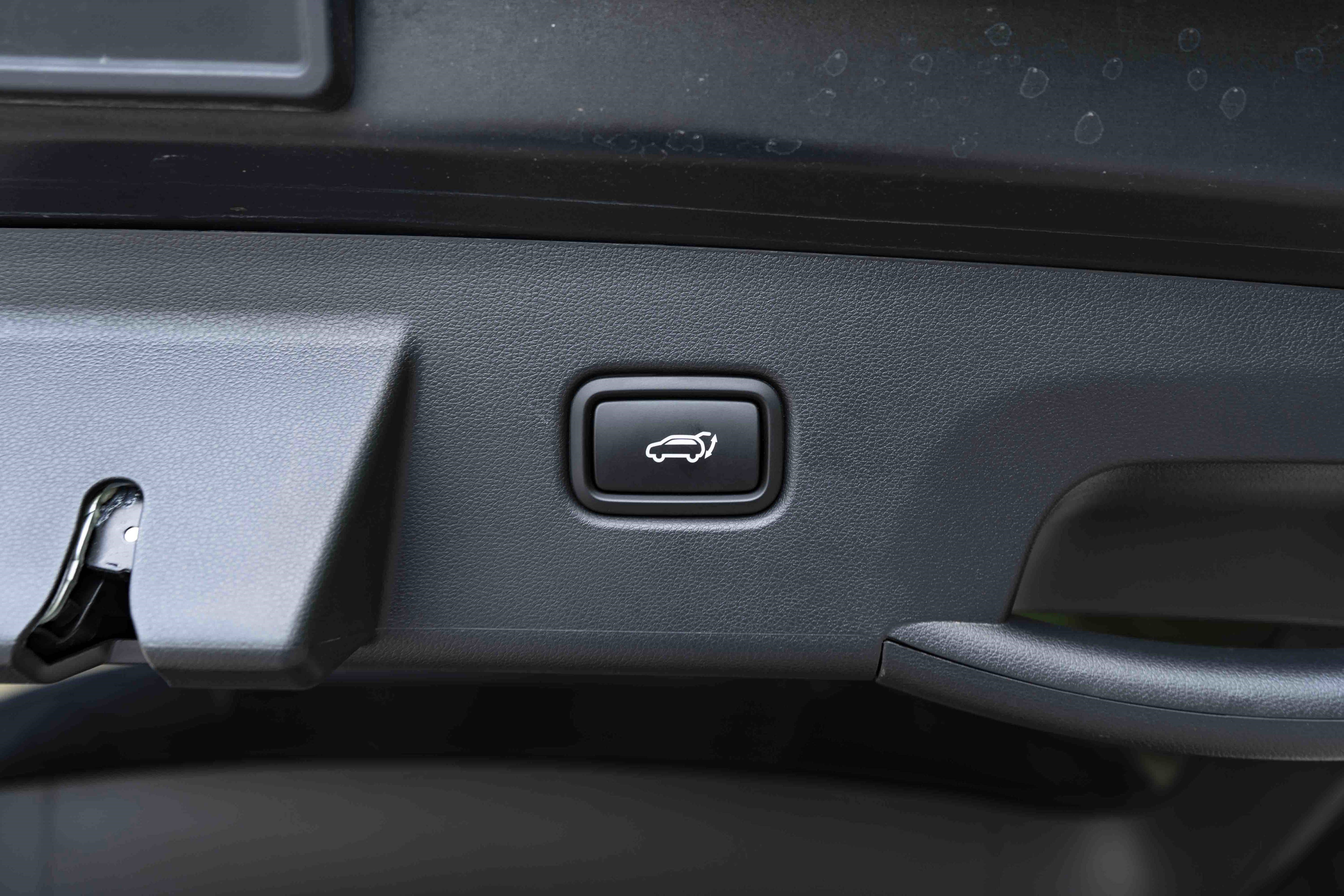 Used 2025 Hyundai Tucson Limited image 43