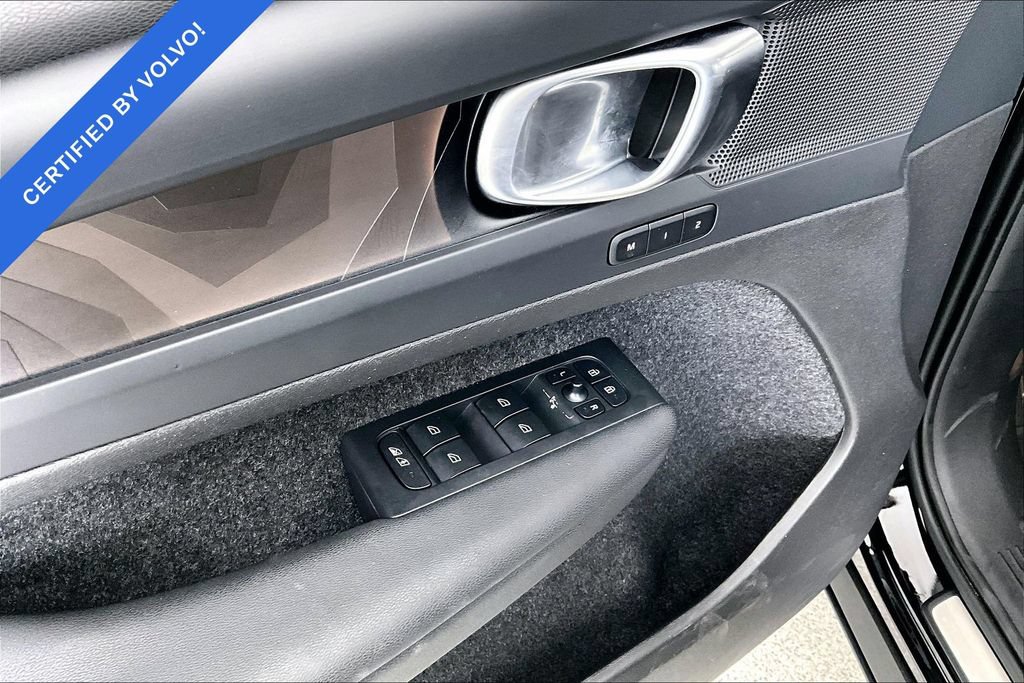 Certified 2023 Volvo C40 Recharge Core w/ Protection Package Premier AWD/4WD image 31