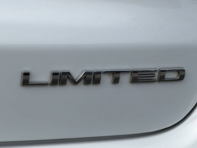 Used 2022 Jeep Compass Limited w/ Elite Group AWD/4WD image 9