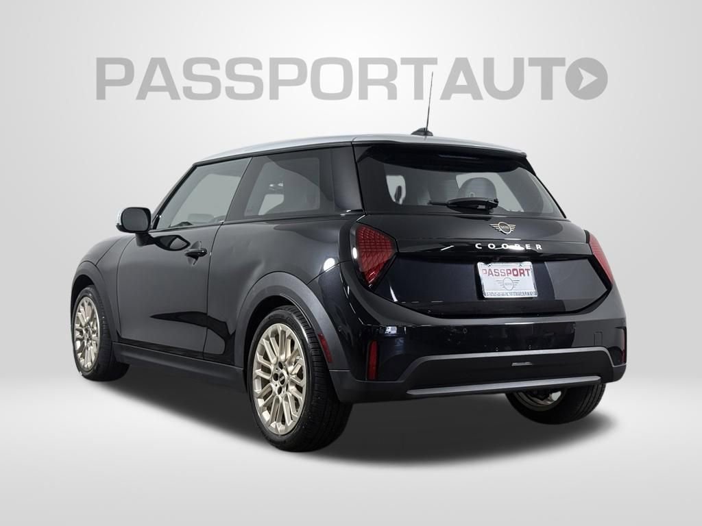 Certified 2025 MINI Cooper 2-Door Hardtop FWD image 6