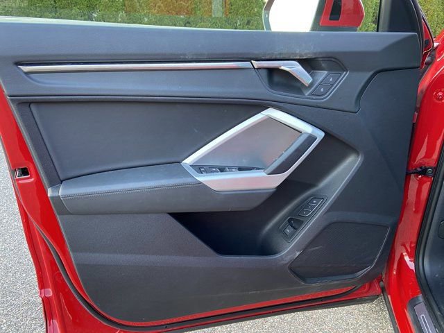 Certified 2023 Audi Q3 2.0T Premium w/ Convenience Package image 24