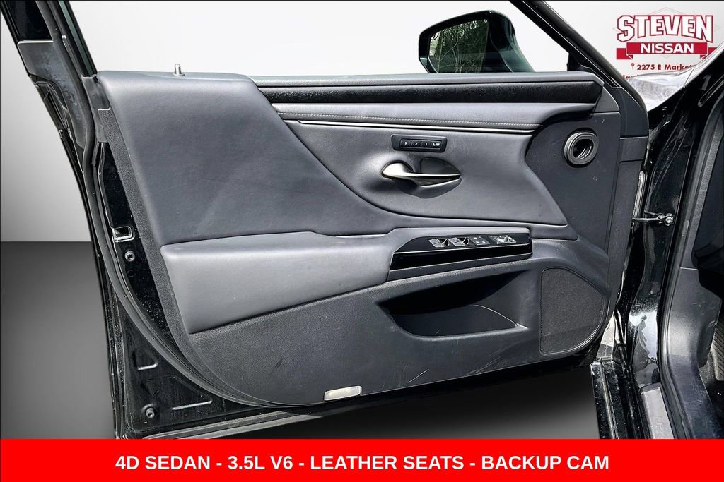 Used 2023 Lexus ES 350 w/ Premium Package FWD image 19