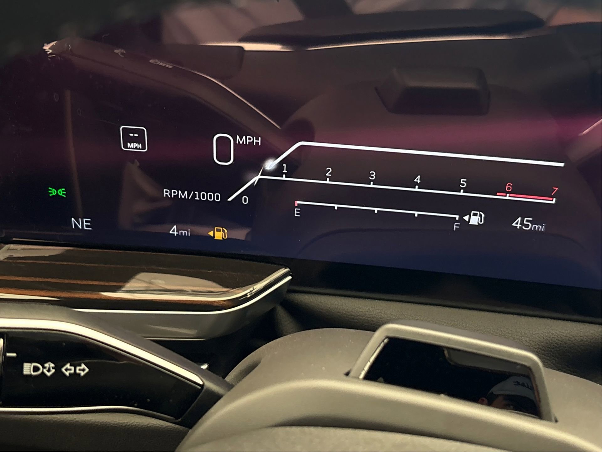 New 2025 Cadillac Escalade Premium Luxury image 17