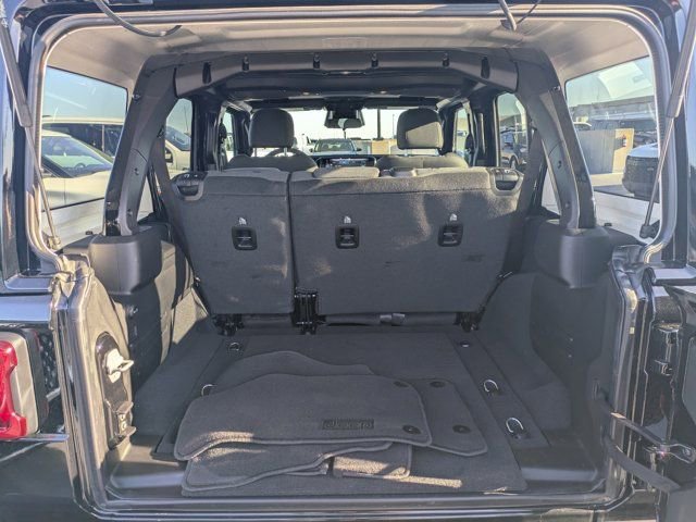 Used 2026 Jeep Wrangler Unlimited Rubicon image 11