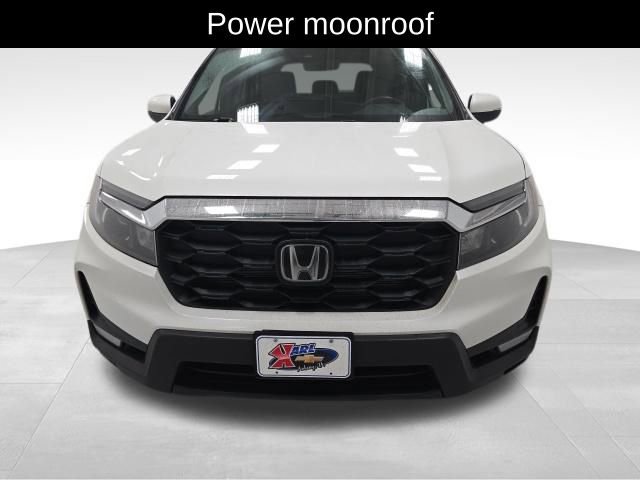 Used 2023 Honda Passport EX-L image 9