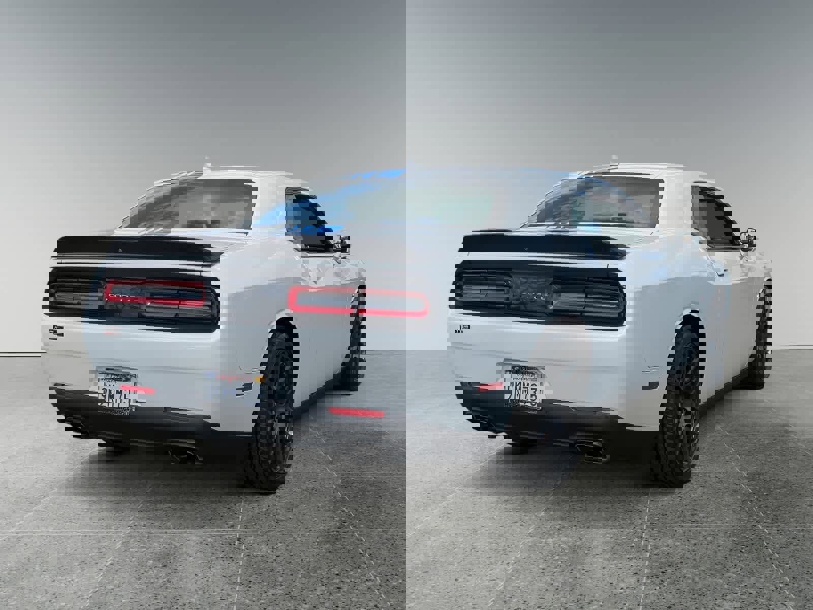 Used 2019 Dodge Challenger R/T Scat Pack w/ Shaker Package image 5