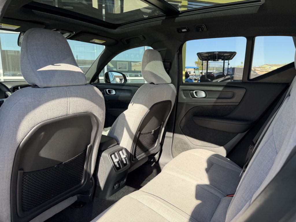 Used 2023 Volvo XC40 Recharge Ultimate AWD/4WD image 35