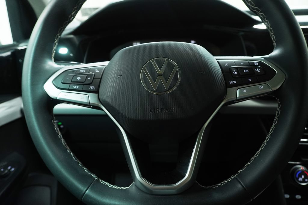 Certified 2023 Volkswagen Taos S FWD image 15