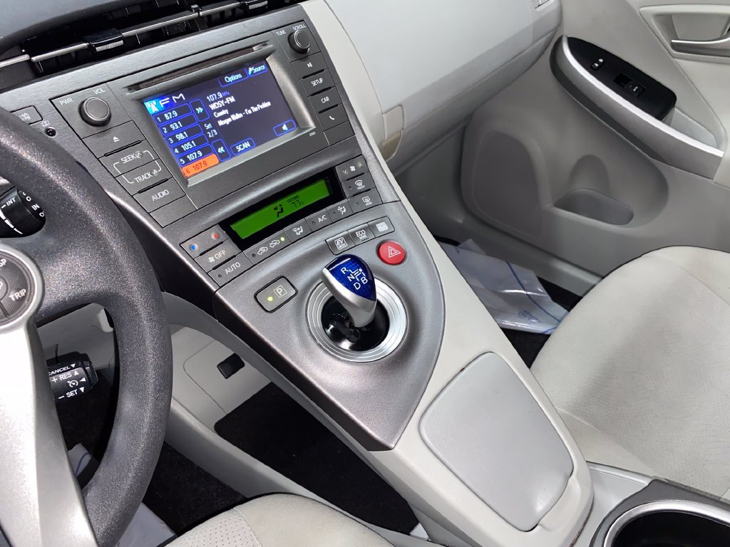 Used 2015 Toyota Prius Two FWD image 16