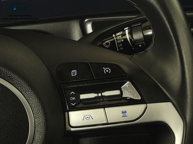 Used 2023 Hyundai Elantra Limited image 27