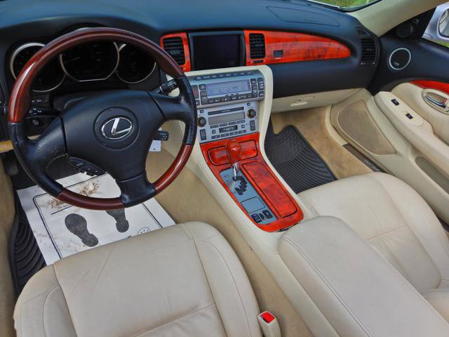 Used 2007 Lexus SC 430 Convertible image 20