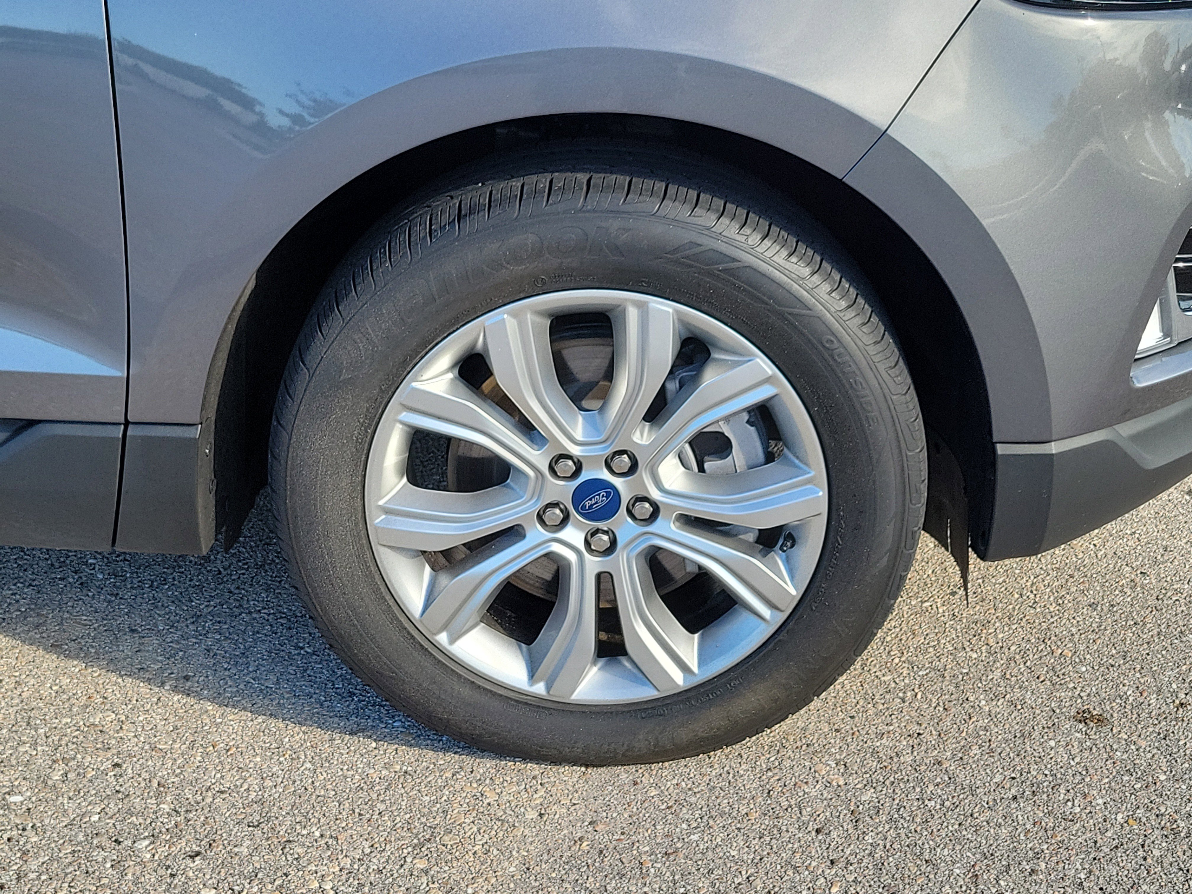 Used 2022 Ford Edge Titanium image 7