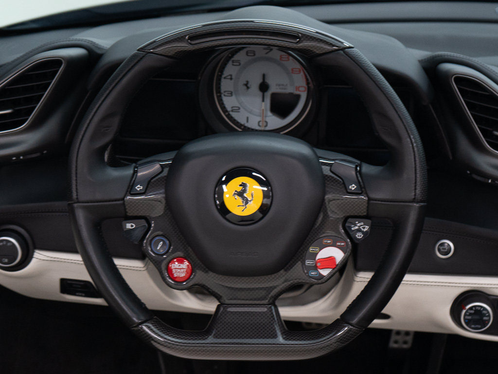 Used 2018 Ferrari 488 Spider RWD image 31