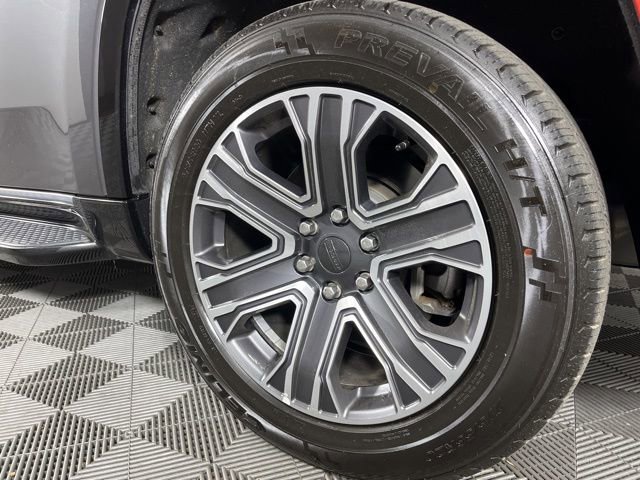 Used 2024 Jeep Wagoneer Series II w/ Flexible Seating Group image 14