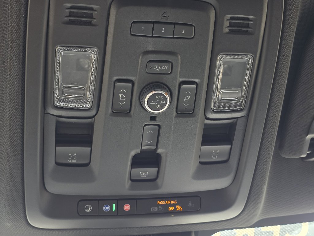 Certified 2024 Chevrolet Tahoe High Country w/ Premium Package 2 image 31