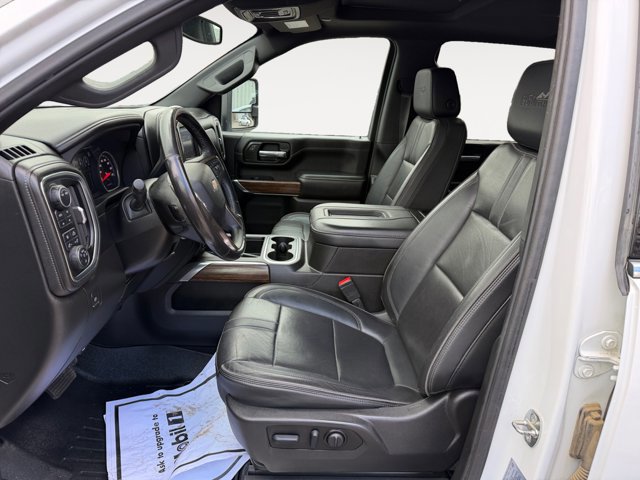 Used 2022 Chevrolet Silverado 2500 High Country w/ Z71 Off-Road Package image 9