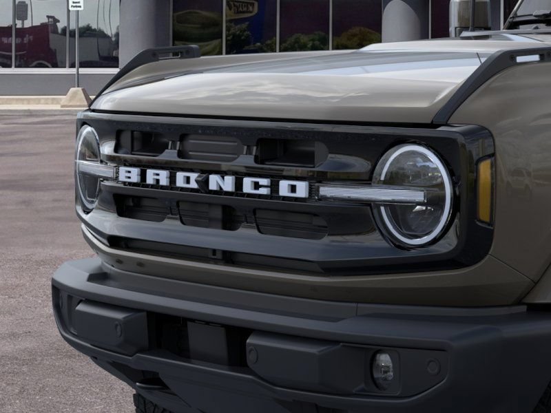 New 2026 Ford Bronco Outer Banks AWD/4WD image 19
