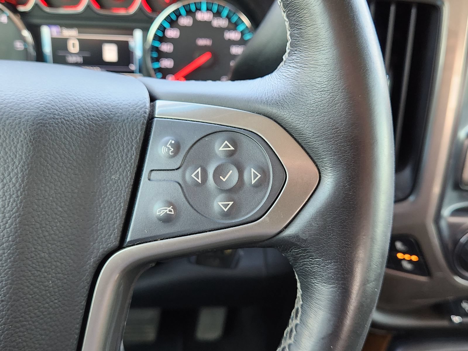 Used 2017 Chevrolet Silverado 1500 High Country AWD/4WD image 34