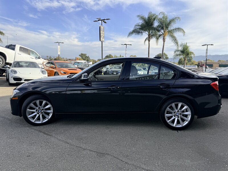 Used 2012 BMW 328i Sedan RWD image 4