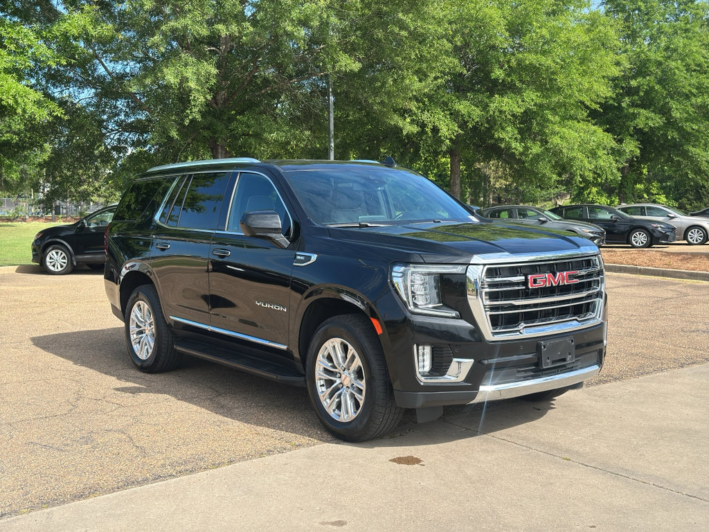 Certified 2024 GMC Yukon SLT RWD image 1