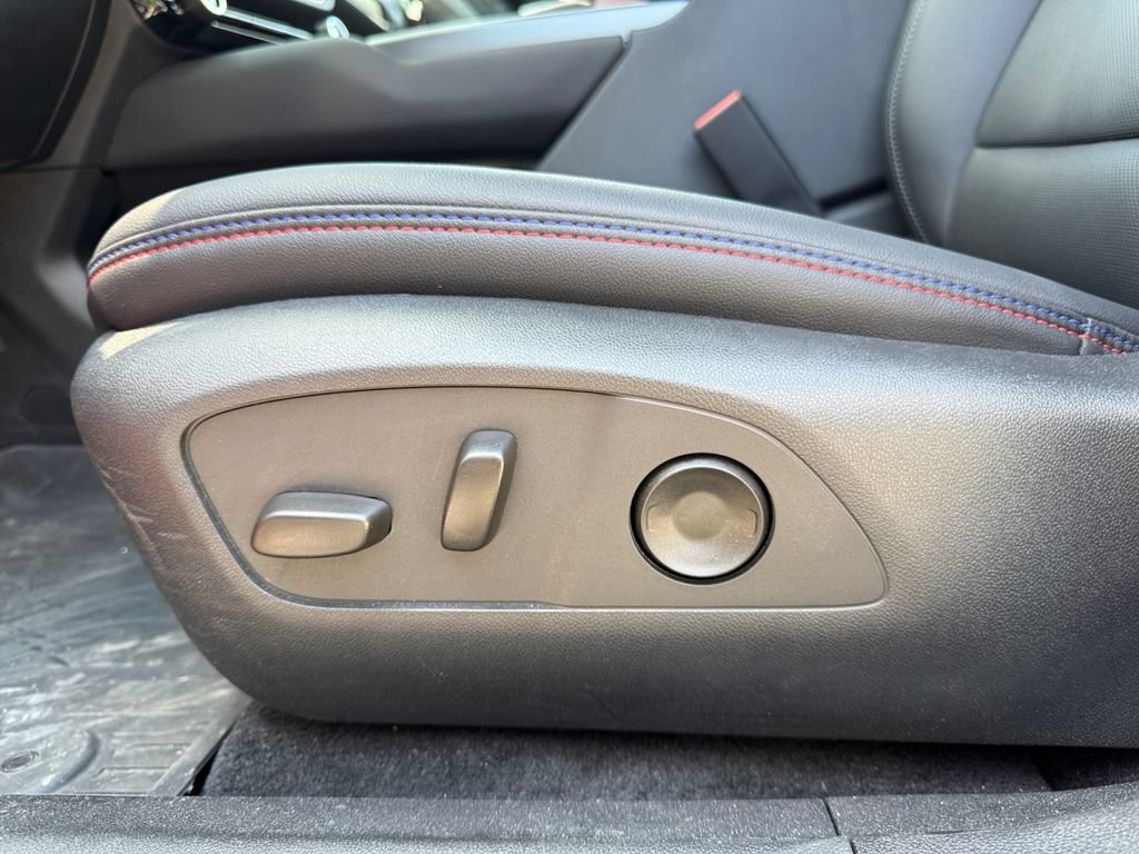 New 2026 Chevrolet Equinox EV RS w/ Convenience Package II FWD image 10