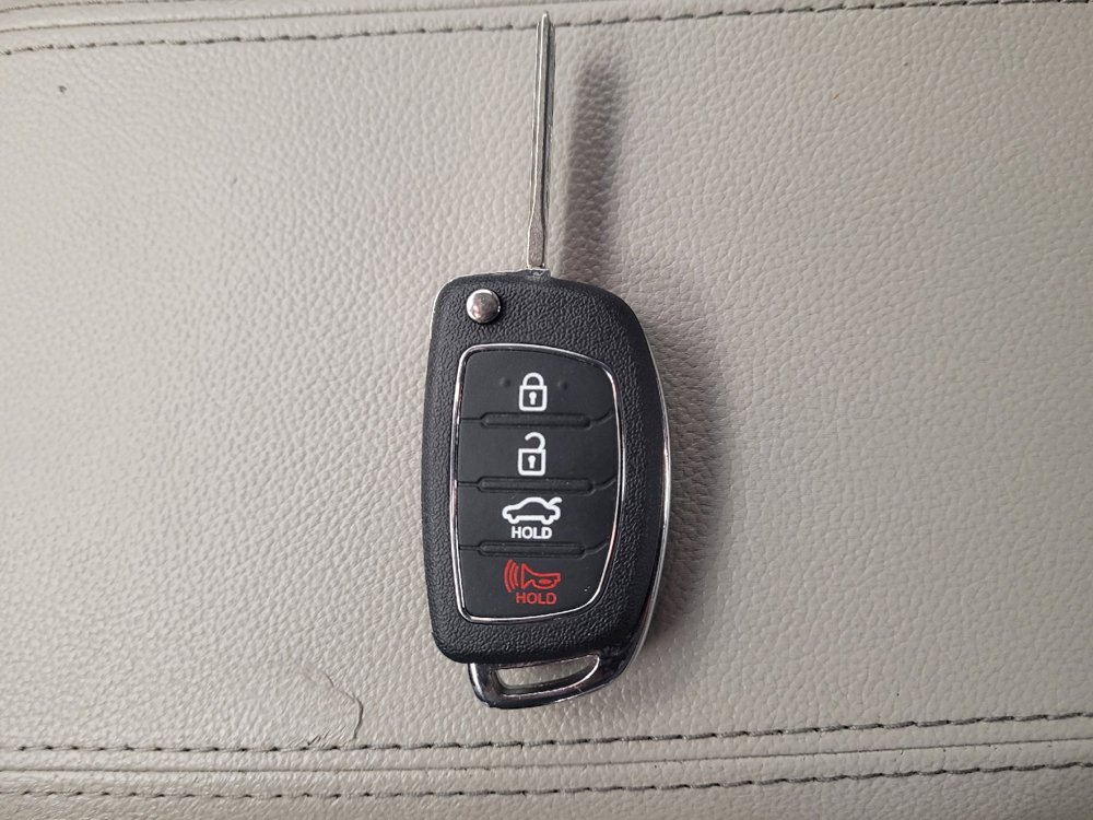 Used 2016 Hyundai Sonata SE image 32