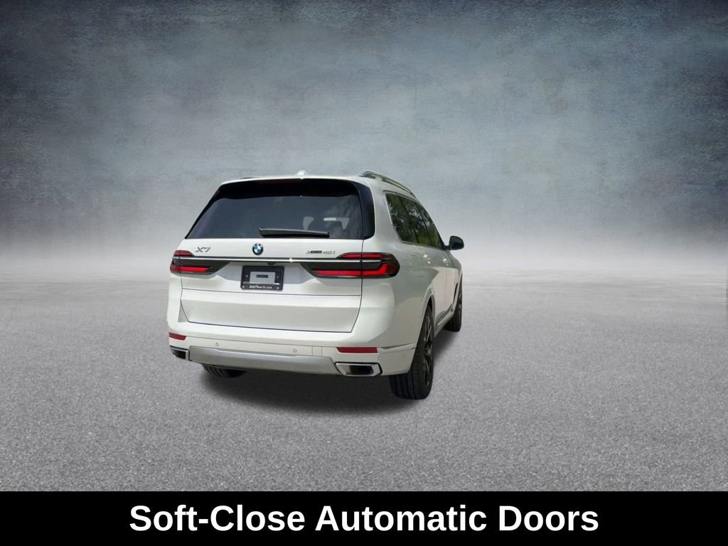 Used 2025 BMW X7 xDrive40i image 23