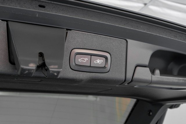 Used 2021 Volvo XC60 T5 Momentum w/ Protection Package Premier FWD image 60
