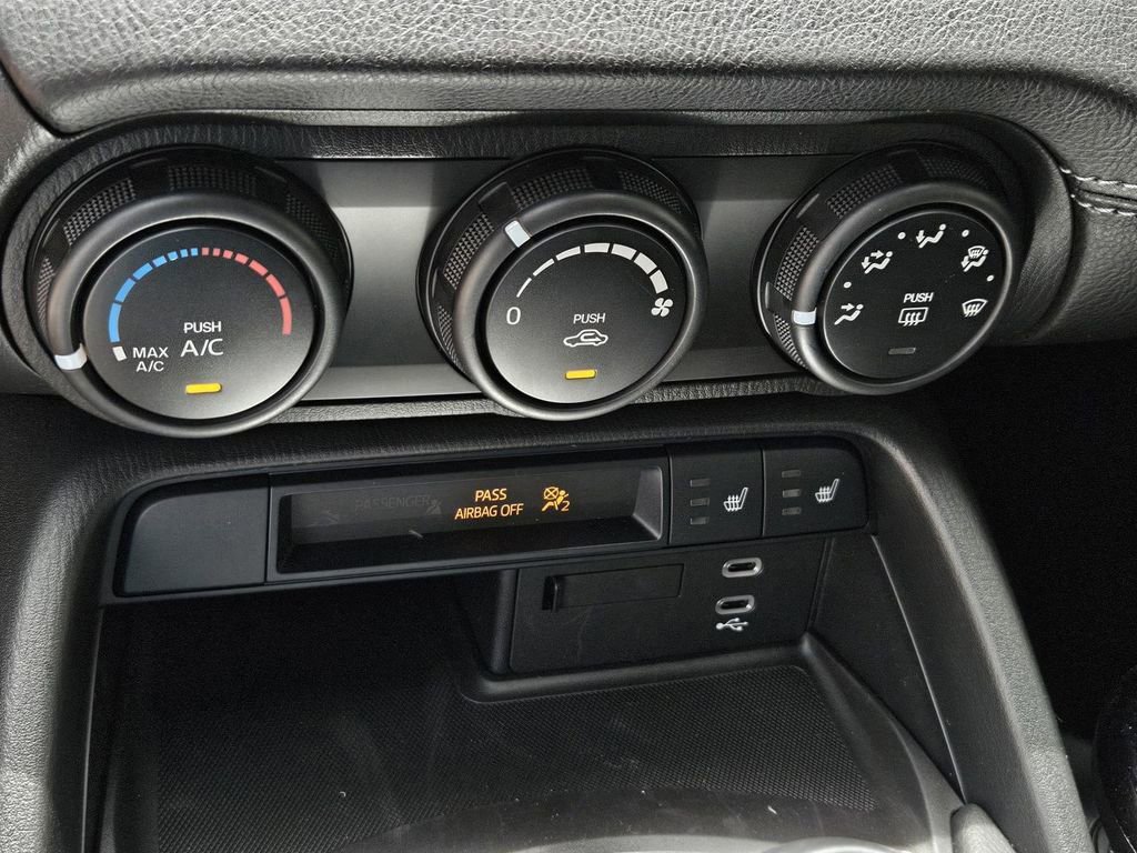 New 2025 MAZDA MX-5 Miata Club w/ Interior Package image 19