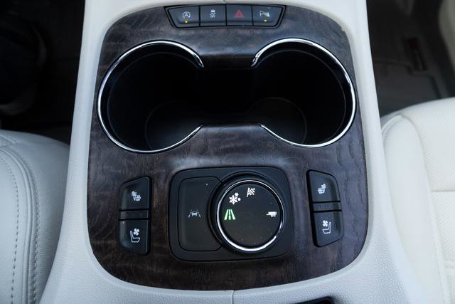 Used 2022 GMC Acadia Denali w/ Denali Ultimate Package image 22