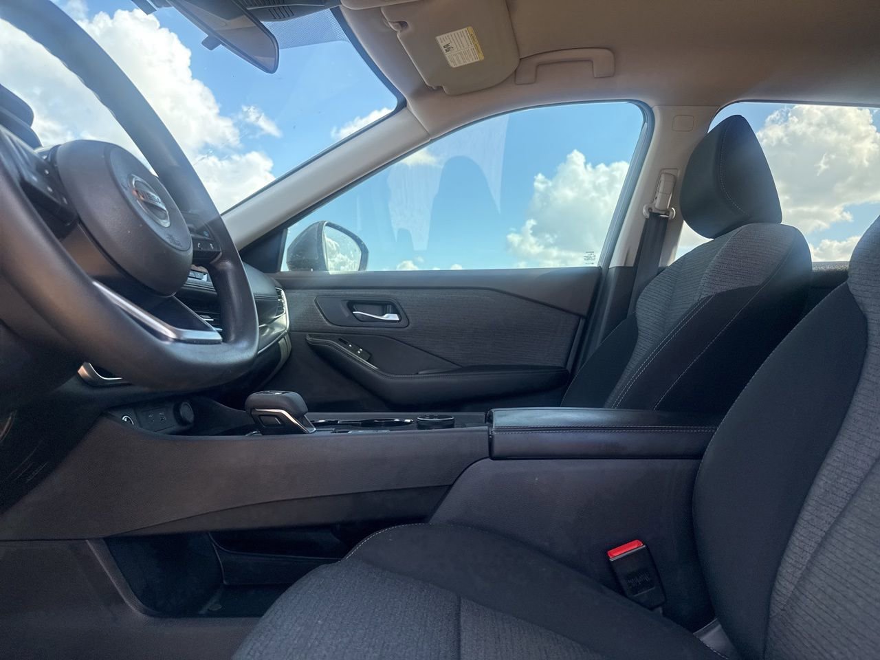 Certified 2021 Nissan Rogue SV image 43