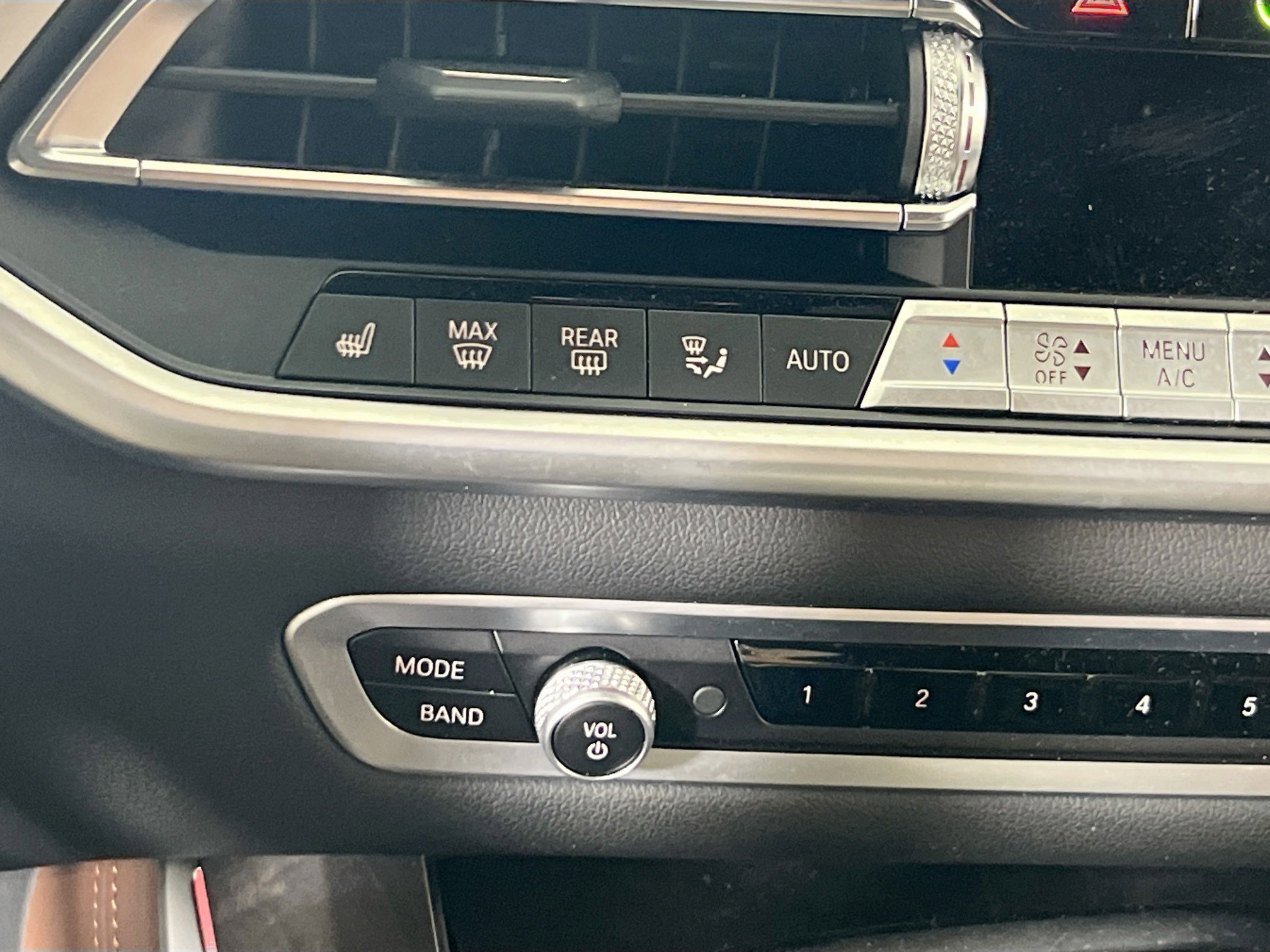 Used 2023 BMW X5 xDrive40i w/ Premium Package image 20