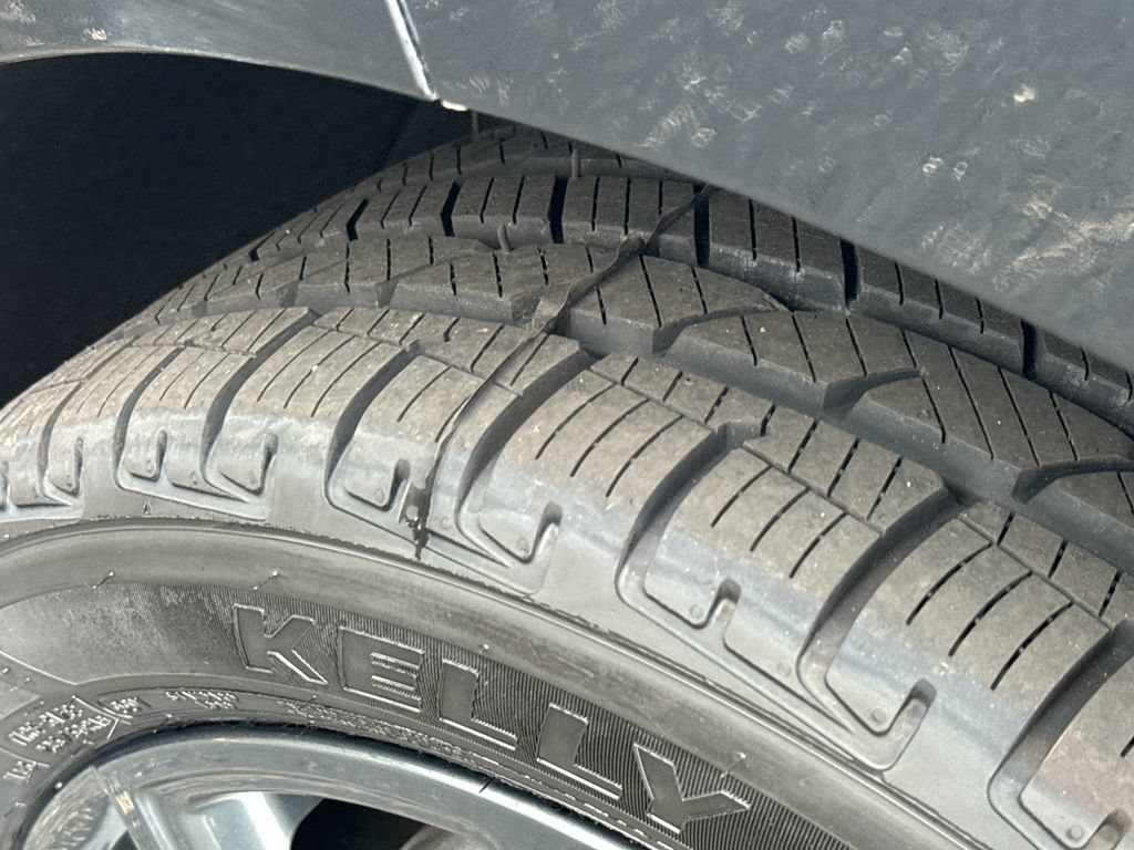 Certified 2023 Chevrolet Equinox RS FWD image 10