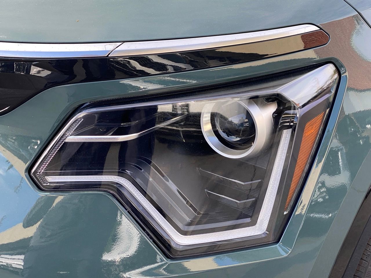 New 2025 Kia Niro Wind w/ Wind Preserve Package image 8