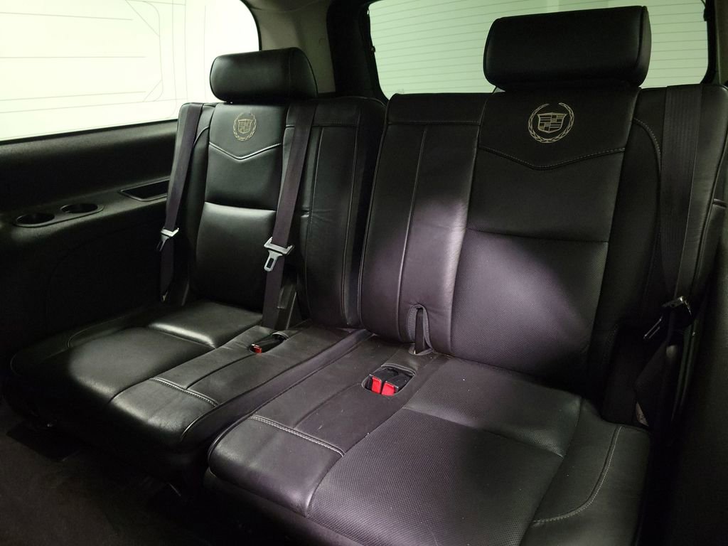 Used 2013 Cadillac Escalade ESV Platinum image 22